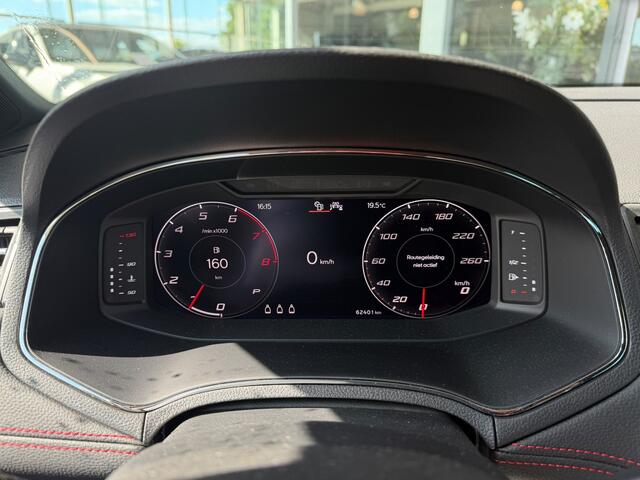 Seat Arona 1.0 TSI FR Business Intense Plus Automaat / Virtual Cockpit / Trekhaak / LED / Camera / Cruise