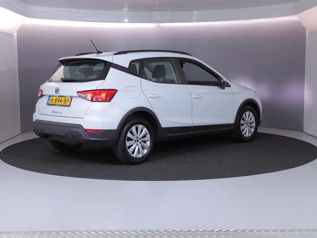 Seat Arona 1.0 TSI Style 95 pk | Navigatie via App | Parkeersensoren achter | Autom. airco | Cruise control | Apple Carplay/Android Auto |