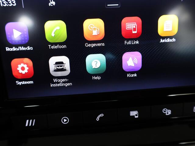 Seat Arona 1.0 TSI Style 95 pk | Navigatie via App | Parkeersensoren achter | Autom. airco | Cruise control | Apple Carplay/Android Auto |