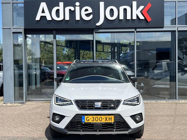 Seat Arona 1.0 TSI FR Business Intense AUTOMAAT | TREKHAAK | FULL MAPP NAVIGATIE | ALCANTARA BEKLEDING | A.CAMERA | 1e EIGENAAR | NED. AUTO | APPLE CARPLAI/ANDROID AUTO |