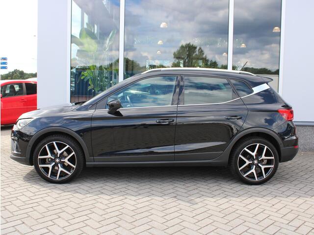 Seat Arona 1.0 TSI FR Automaat Xcellence Business Intense Multimediasysteem, Allseasonbanden, Cruise control, Climate control, AppleCarplay/AndroidAuto, 18" lichtmetalen velgen