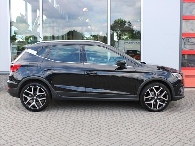 Seat Arona 1.0 TSI FR Automaat Xcellence Business Intense Multimediasysteem, Allseasonbanden, Cruise control, Climate control, AppleCarplay/AndroidAuto, 18" lichtmetalen velgen