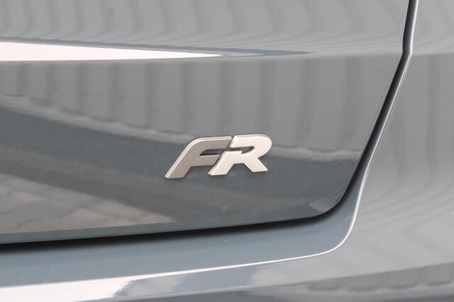 Seat Arona 1.0 EcoTSI FR Business Connect | Incl. 12 maanden garantie | Adaptieve cruise control | Stoelverwarming | Apple carplay/Android auto | DAB radio | Parkeercamera | Dodehoek detectie |