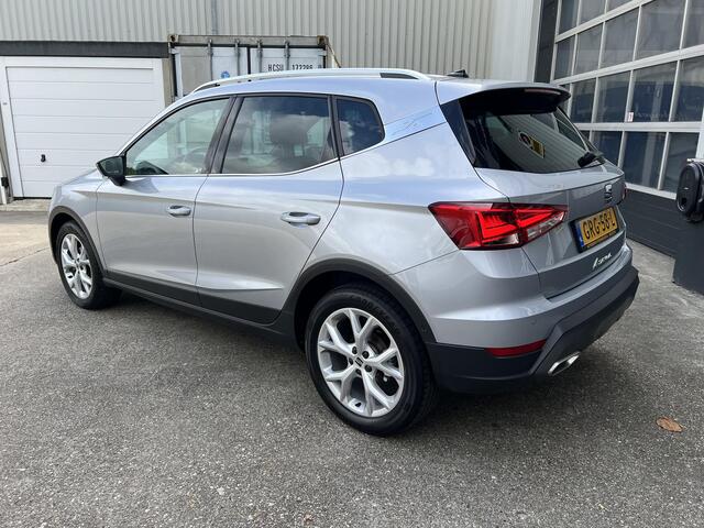 Seat Arona 1.0 TSI FR Business Connect Stoelverwarming Carplay Camera