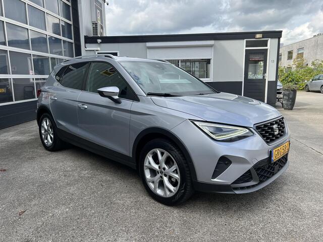 Seat Arona 1.0 TSI FR Business Connect Stoelverwarming Carplay Camera