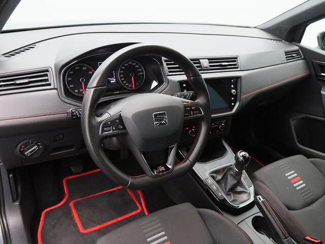 Seat Arona 1.0 TSi 115 Pk Fr Business Intense | Carplay | Cruise Control | Climate Control | Camera | Parkeersensoren | 17 Inch