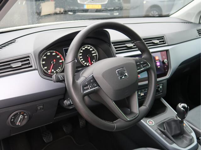 Seat Arona 1.0 TSI Style Business Intense | Parkeercamera | ACC | Parkeersensoren | Climate