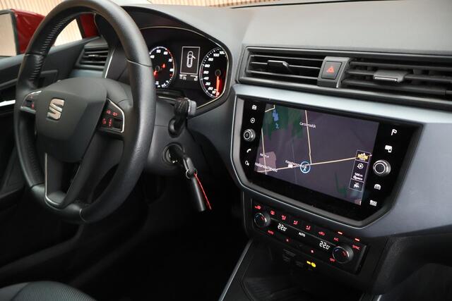 Seat Arona 1.0 TSI 95pk Style Launch Edition Navigatie Climate Control Parkeersensoren