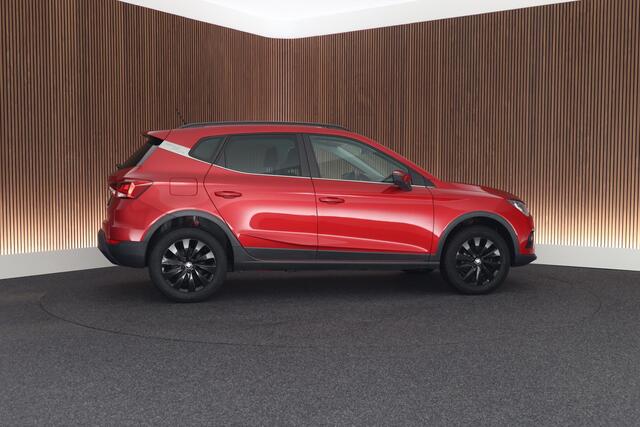Seat Arona 1.0 TSI 95pk Style Launch Edition Navigatie Climate Control Parkeersensoren