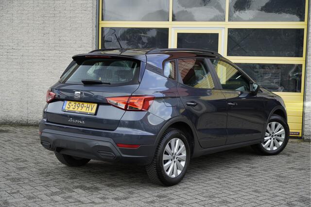 Seat Arona 1.0 TSI Style BJ2023 Lmv 16" | Led V+A | Pdc | App-Connect | Climate control | Cruise control | Getint glas