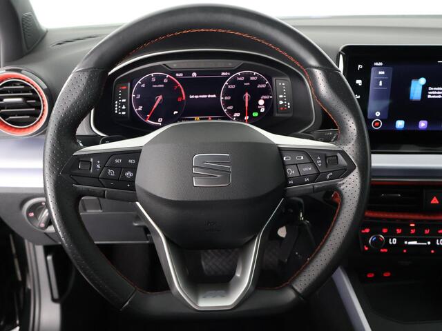 Seat Arona 1.0 TSI FR BUS.BLACKLINE AUTOMAAT GARANTIE 5-2034* . APPLE CARPLAY & ANDRIOD AUTO . PARKEERSENSOREN V & A . STOELVERWARMING