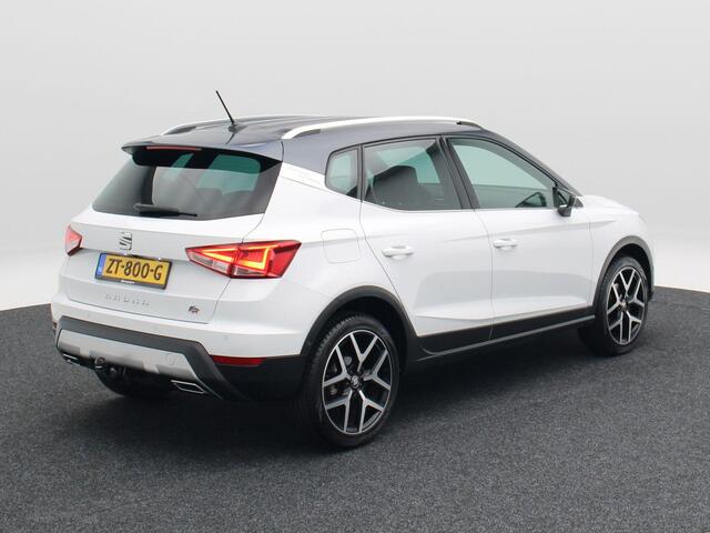 Seat Arona 1.0 TSi FR Business Intense | Trekhaak | Carplay | Keyless | Adaptive Cruise | Half Leder | 18 Inch
