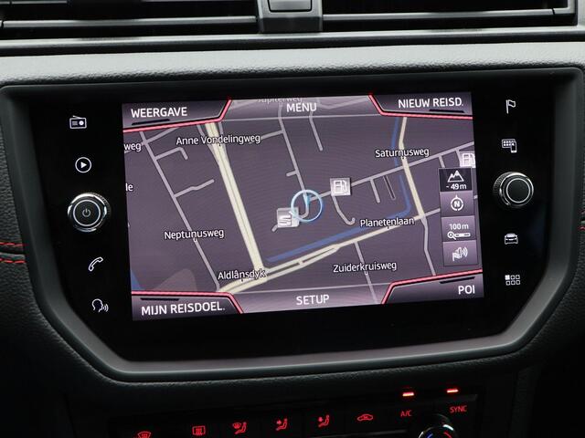 Seat Arona 1.0 TSi FR Business Intense | Trekhaak | Carplay | Keyless | Adaptive Cruise | Half Leder | 18 Inch