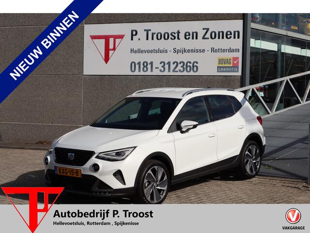 Seat Arona 1.0 EcoTSI FR Apple carplay/Stoelverwarming/Achteruitrijcamera/Navigatie/Digitale teller/Keyless/Climate control/Parkeersensoren
