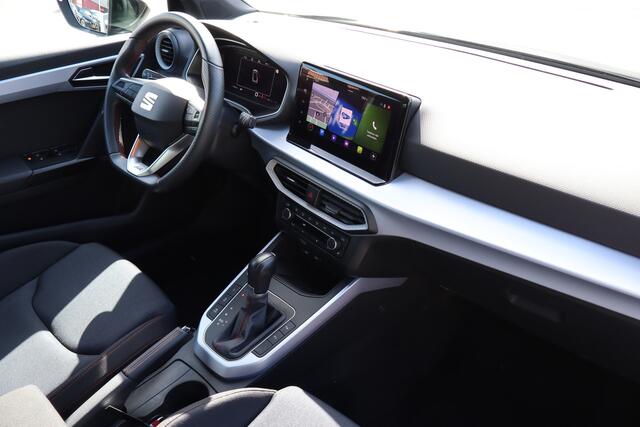 Seat Arona 1.0 EcoTSI FR carplay/Stoelverwarming/Achteruitrijcamera/Navigatie/Digitale teller/Keyless/Climate control/Parkeersensoren