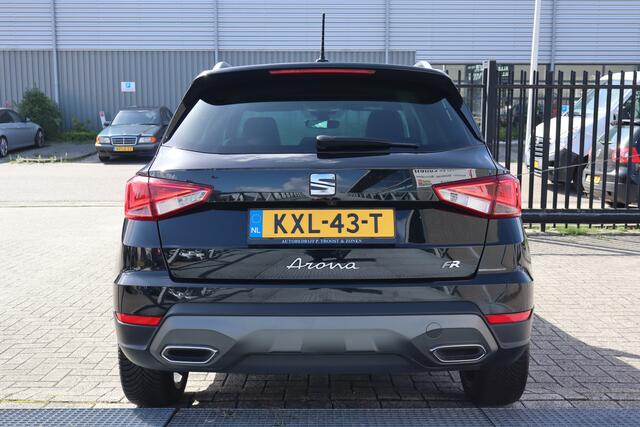 Seat Arona 1.0 EcoTSI FR carplay/Stoelverwarming/Achteruitrijcamera/Navigatie/Digitale teller/Keyless/Climate control/Parkeersensoren
