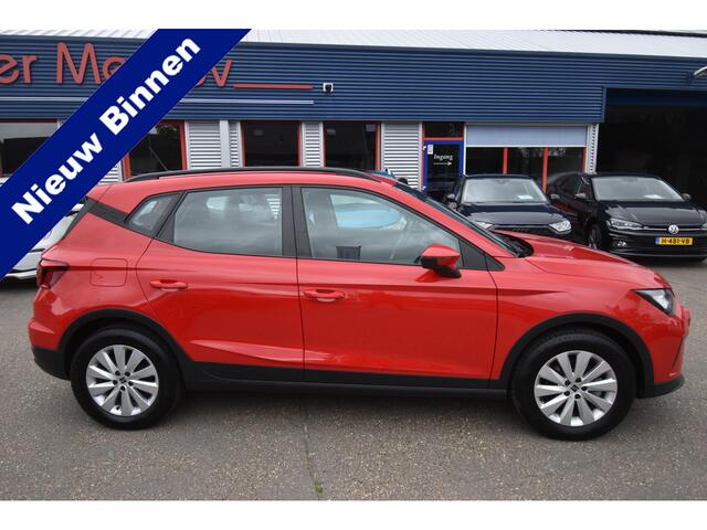 Seat Arona 1.0 TSI Style , TREKHAAK , CLIMATR , CR CONTR , NAVI VIA APP , LMV16 , PDC A ,