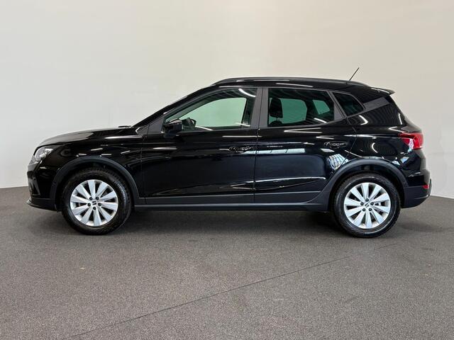 Seat Arona 1.0 TSI 110pk Automaat Style Business Connect Climate Control Navigatie Apple Carplay/Android Auto Cruise Control PDC Achter Lichtmetalen Velgen