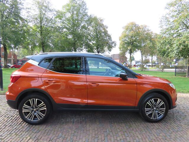 Seat Arona 1.0 TSI Xcellence Business Intense Keyless Achteruitrijcamera Carplay A.E.B Navigatie Parkassist Led Lm Velgen Trekhaak – foto 2