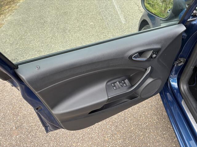 Seat IBIZA ST 1.2 TSI CONNECT / NAVI / LED / CRUISE / STOELVERWARMING / PDC