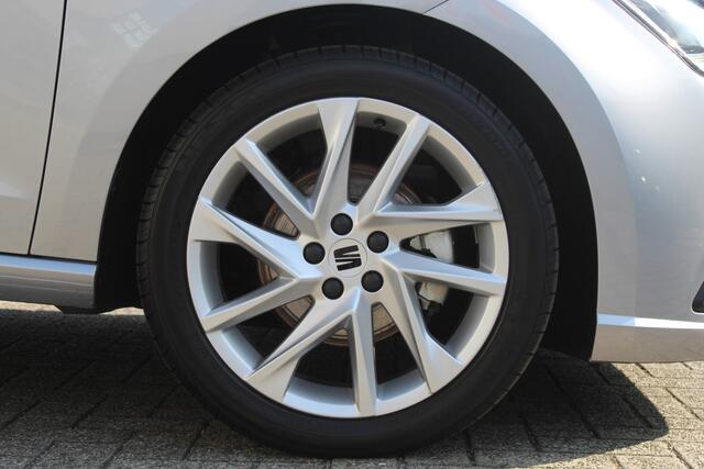 Seat IBIZA 1.0 EcoTSI FR Business Connect Uniek!!/Lage kilometerstand!!/AUTOMAAT/Virtual cockpit/Sfeerverlichting/Climate control/Cruise control/LED koplampen/Apple carplay/Parkeersensoren/Lane assist/Keyless/Bluetooth/DAB/Sport interieur/Elektrische ramen/Elektrisc