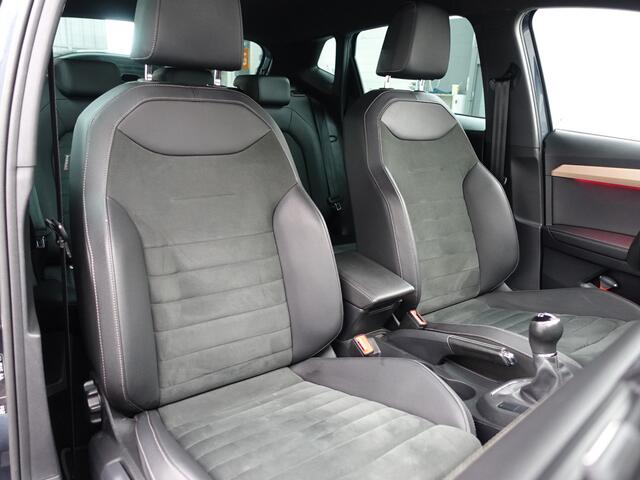 Seat IBIZA 1.0 TSI Excellence Alcantara Interieur, CarPlay, Sfeerverlichting, Front Assist, Keyless, Stoelverwarming