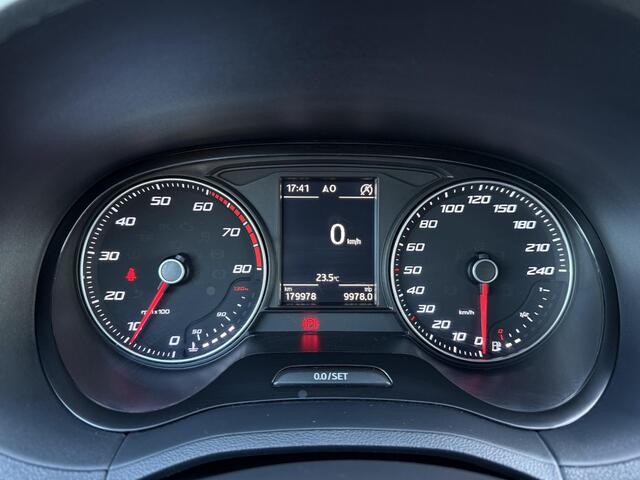 Seat IBIZA 1.0 EcoTSI Style Connect ?Navigatie ?Apple Carplay & Android Auto ?Airco ?Cruise ?Parkeersensoren ?Lichtmetaal