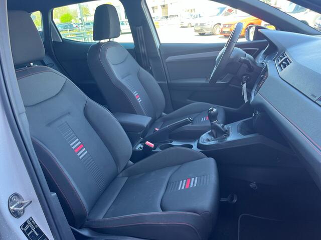 Seat IBIZA 1.0 TSI FR Business Intense / Full led / Cruise control / Camera / 17'' LMV / Navi /