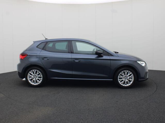 Seat IBIZA 1.0TSI/115PK FR · Navigatie · Camera + parkeersensoren · Stoelverwarming · Garantie tot mei 2026