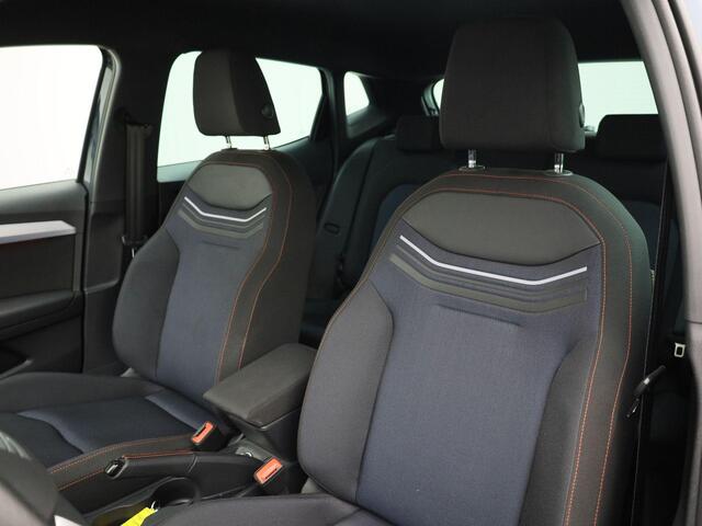 Seat IBIZA 1.0TSI/115PK FR · Navigatie · Camera + parkeersensoren · Stoelverwarming · Garantie tot mei 2026