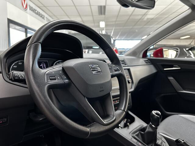Seat IBIZA 1.0 TSI Style/ Clima/ Cruise/ Elek. pakket/ Isofix/ Bluetooth/ Multi. LEDER. Stuur/ Diml. Auto/ AUX & USB/ Getint glas/ LED Dagrijverl.