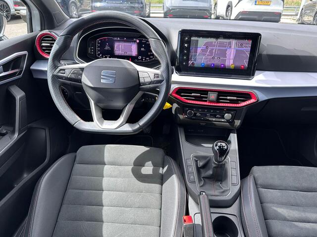 Seat IBIZA 1.0 EcoTSI FR Business Intense | LED | Camera | Digitaal Dash | Stoelverwarming | Climate