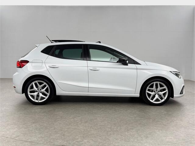 Seat IBIZA 1.0 TSI FR Pano Beats Camera Carplay Clima Cruise LED Navigatie PDC 17"LMV