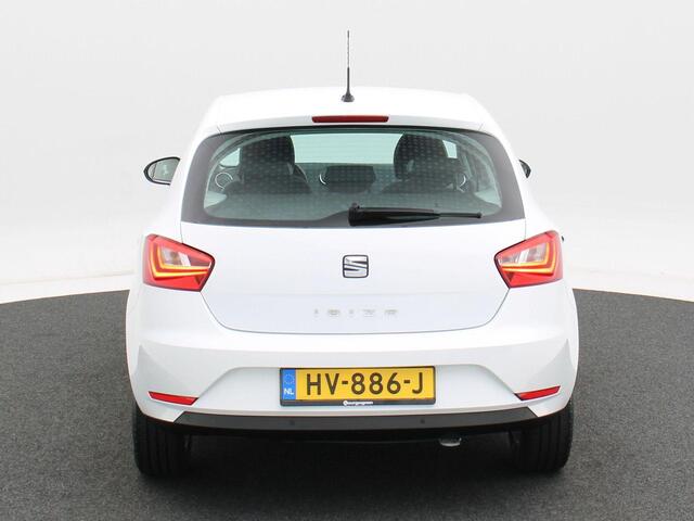 Seat IBIZA 1.0 TSi 95 Pk Style Connect | Airco | Cruise Control | CarPlay | Navigatie | Bluetooth | Parkeersensoren | 15 Inch | 126.546 Km!!