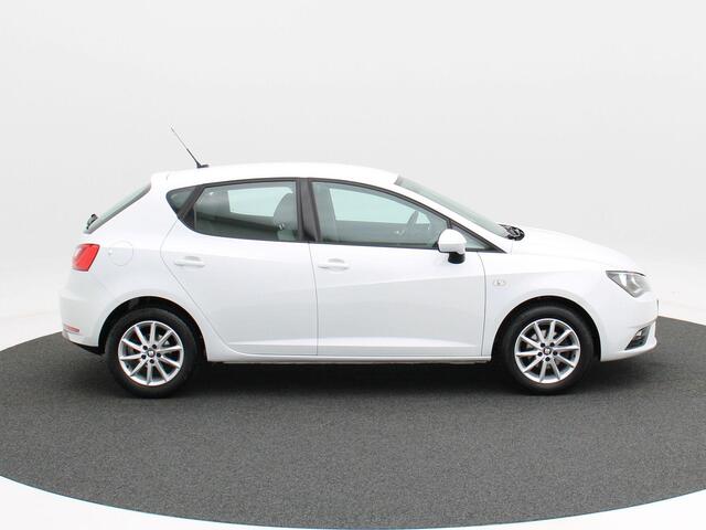 Seat IBIZA 1.0 TSi 95 Pk Style Connect | Airco | Cruise Control | CarPlay | Navigatie | Bluetooth | Parkeersensoren | 15 Inch | 126.546 Km!!