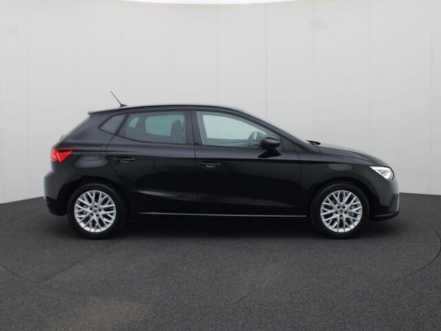 Seat IBIZA 1.0TSI/115PK FR · Navigatie · Camera + parkeersensoren · Stoelverwarming · Garantie tot mei 2026