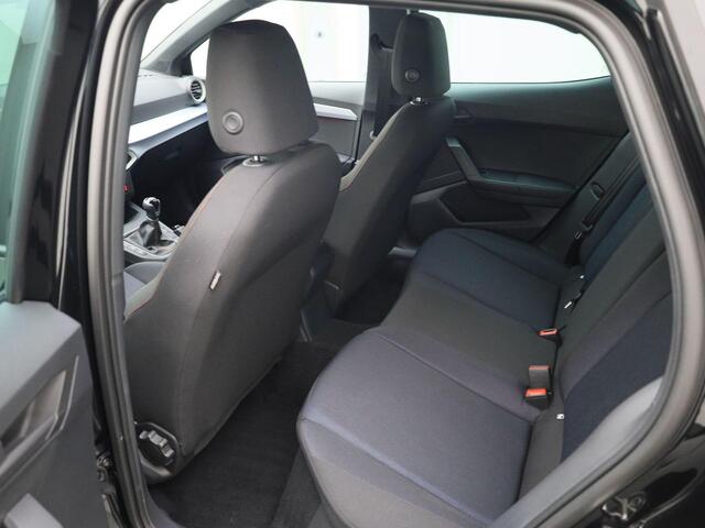 Seat IBIZA 1.0TSI/115PK FR · Navigatie · Camera + parkeersensoren · Stoelverwarming · Garantie tot mei 2026
