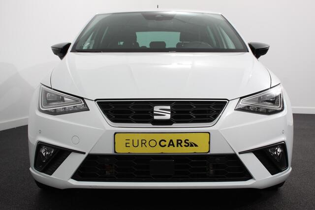 Seat IBIZA 1.0 TSI 110 pk Automaat FR | Navigatie Apple Carplay/Android Auto Adaptive Cruise Control Stoelverwarming Full LED Parkeersensoren Camera Virtual Cockpit Keyless Go