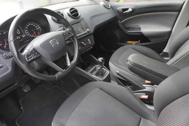 Seat IBIZA ST 1.0 EcoTSI Style Connect/All-Season/Incl.Nwe APK/ Goed onderhouden.