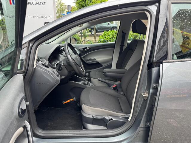 Seat IBIZA 1.0 EcoTSI Style Connect Airco/Alu wielen/Navigatie