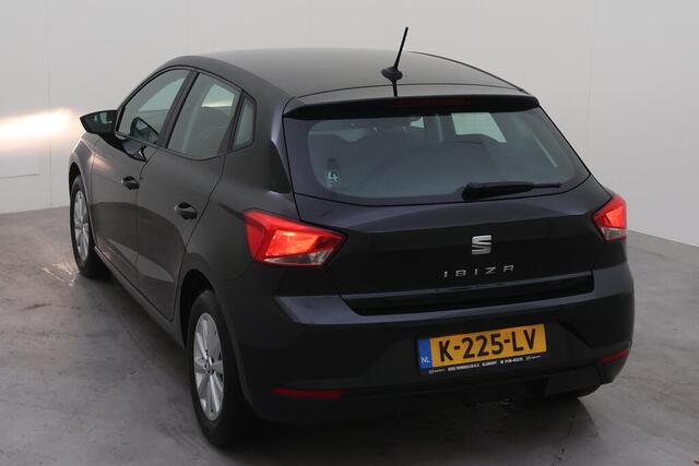 Seat IBIZA 1.0 TSI 95pk Style / App-Connect / Clima / Parkeersensoren Achter / 16 " LMV