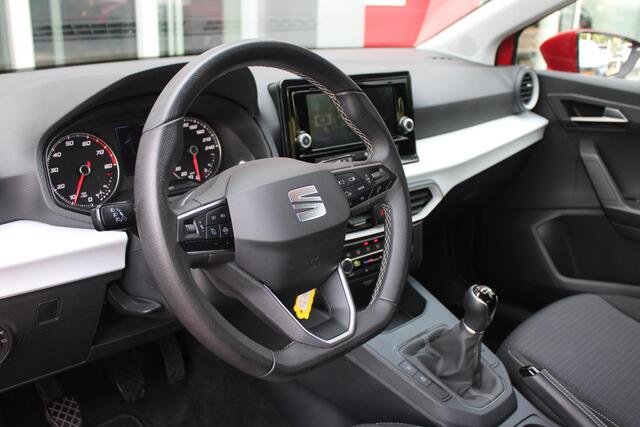 Seat IBIZA 1.0 EcoTSI 110PK STYLE | ACHTERUITRIJ CAMERA | APPLE CARPLAY/ANDROID AUTO | FULL LED KOPLAMPEN | CRUISE CONTROL | LICHTMETALEN VELGEN | PARKEERSENSOREN VOOR EN ACHTER | CLIMATE CONTROL | DAB+ RADIO |