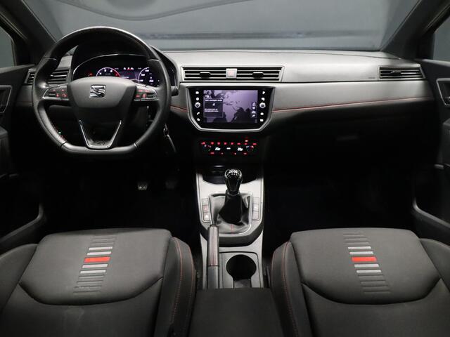 Seat IBIZA 1.0 TSI FR Business Intense [BEATS, TREKHAAK, APPLE CARPLAY, ANDROID, CAMERA, DIGITAL COCKPIT, NIEUWSTAAT]