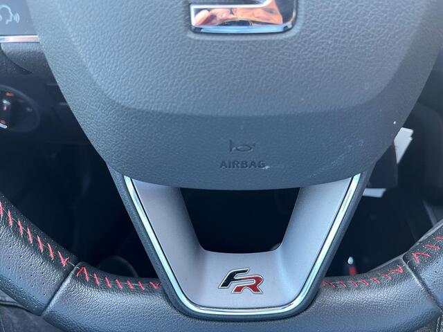 Seat IBIZA 1.0 TSI FR Business Intense / Stoelverwarming / Navi. / 18'' LMV / Full led / Virtual dash. / Camera /