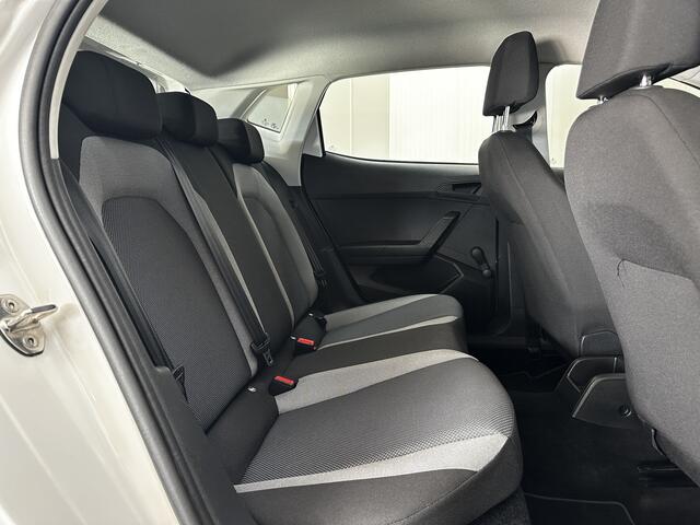 Seat IBIZA 1.0 TSI Style/ Clima/ Cruis/ Elek. pakket/ Isofix/ Bluetooth/ Multi. LEDER. Stuur/ Vermoeidheids herk./ LED Dagrijverl./ Getint glas.
