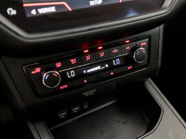 Seat IBIZA 1.0 TSI FR Business Intense (SCHUIFDAK, APPLE CARPLAY, GROOT NAVI, BEATS AUDIO, CAMERA, CLIMATE, SPORTSTOELEN, LED KOPLAMPEN, GETINT GLAS, CRUISE, MODE KNOP, NIEUWSTAAT)