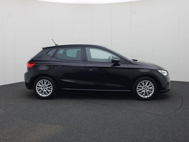 Seat IBIZA 1.0TSI/110PK FR · Navigatie · Camera + Parkeersensoren · Stoelverwarming · Garantie tot april 2026