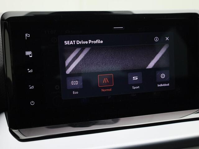 Seat IBIZA 1.0TSI/110PK FR · Navigatie · Camera + Parkeersensoren · Stoelverwarming · Garantie tot april 2026