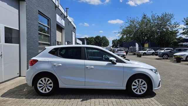 Seat IBIZA 1.0 TSI Style Business Intense | CAMERA | WINTERPAKKET | CARPLAY/ANDROID | VOLLEDIGE HISTORIE