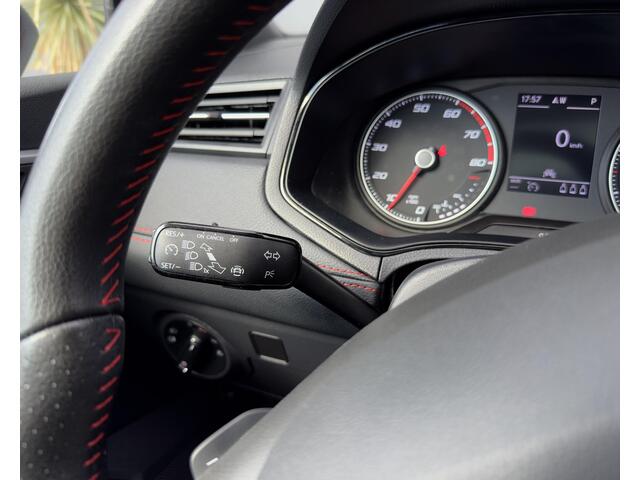 Seat IBIZA 1.0 TSI FR Pano/Automaat/Camera SEAT Ibiza 1.0 TSI FR Business Intense Plus